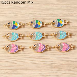 TEMU 15개 신상 고품질 독특하고 스타일리시한 빈티지 합금 오일드롭 속이 빈 물고기 펜던트. 더블 펜던트 커넥터, DIY 주얼리, 팔찌, 목걸이, 귀걸이, 휴대폰 고리, 열쇠고리 액세서리용. 친구와 가족을 위한 완벽한 선물. 다양한 휴일에 적합. 크리스마스
