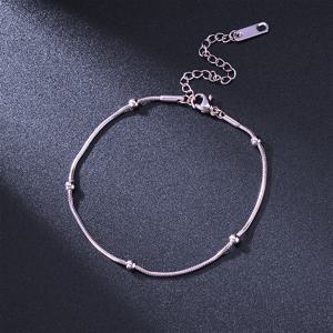 TEMU 미니멀하고 스타일리시한 원형 뱀 비즈 팔찌. 스테인리스 스틸로 제작되었으며 여성 패션에 완벽하게 어울립니다. 이 비즈 팔찌는 일상복으로 적합하며 발렌타인데이에 친구에게 선물하기 좋은 아이템입니다 (비즈의 수는 달라질 수 있습니다).