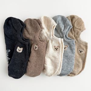 TEMU 5켤레 멀티 컬러 혼합 여성용 양말, 블랙, 화이트, 그레이 스플라이싱, 만화 곰돌이 자수, 봄/여름 활용도 높은 스타일, 통기성 좋은 원단, 인스 스타일, 보이지 않는 보트 양말 (가정, 출퇴근, 파티, 스포츠, 휴일 선물용)