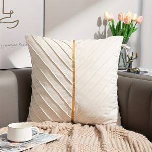 TEMU 1개, 골든 벨벳 엠보싱 스퀘어 쿠션 커버 - 홈, 침실, 차량, 거실 장식용 부드럽고 고급스러운 베개. 라이트 베이지 친절하고 부드러운 스타일. 웨딩, 생일 테마 파티 용품, 휴일 액세서리, 축제 선물. 스타일