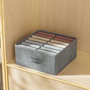 TEMU 업그레이드 스타일 접이식 옷 수납 정리함 - 내구성 있는 부직포 소재와 안전한 잠금장치, 직사각형 다목적 옷장 & 서랍 정리함, 의류 및 침구용, 여행용, 홈 오거나이저, 디자인, 견고한 구조, 작은 공간 생활, 보호 시크, 경량 제작, 바쁜 전문가들을 위한 침대 밑 수납