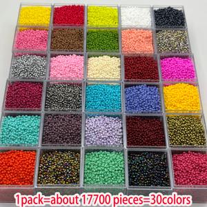 TEMU 17700 1.8mm 고품질 체코 유리 씨드 비즈 - 30색상 장식용 비즈, 균일한 크기 DIY 수제품 제작에 적합 - 여름 우정 팔찌, 목걸이, 귀걸이 및 공예물 완벽, 무한한 디자인 가능성