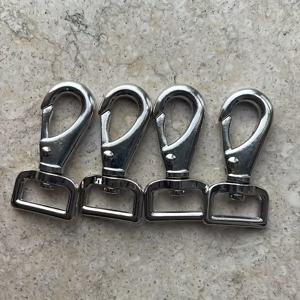 TEMU 고하중 스테인리스 스틸 트리거 스위블 스냅 후크 4개 세트 - 1인치 360도 회전식 잠금 걸쇠, 안전한 트리거 메커니즘 포함, 말 담요, 개 목줄, 웨빙 및 리깅용, 스냅 패스너, 승마용품, 세련된 메탈릭 마감, 녹 방지