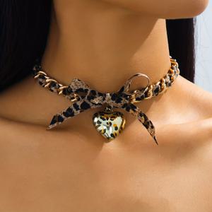 TEMU 여성을 위한 1개 빈티지 프린트 새틴 리본 하트 초커 목걸이, KC 골드 도금 철, 패셔너블한 또는 파티 선물, 피부 친화적, 올 시즌 액세서리