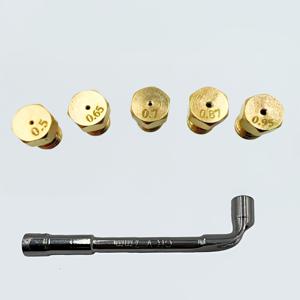 TEMU 고품질 황동 가스레인지 노즐 세트 | 7mm 직경 도구 및 0.5/0.65/0.7/0.87/0.95mm 크기별 5개의 노즐 포함: 내구성이 뛰어나고 부식 방지 기능이 있는 SABAF 가스레인지 필수 주방 액세서리