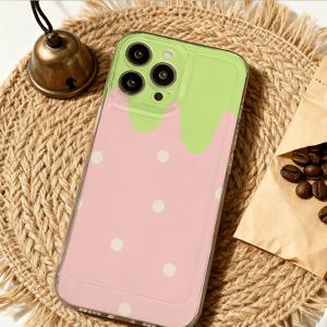TEMU 휴대폰 케이스 - 장난기 넘치는 딸기 핑크 & 그린 드립 디자인의 스타일리시한 휴대폰 케이스. 인스타그램에 잘 , 충격 방지 기능이 있는 매트 백으로 내구성이 뛰어나며, 아이폰 17 에어, 16E, 15, 14, 13 미니 등 다양한 아이폰 모델과 호환됩니다.