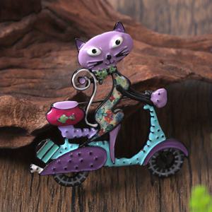 TEMU 소설 자주색 사이클링 캣 레이디 브로치