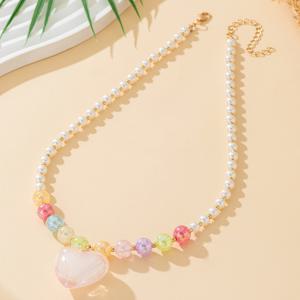TEMU 1개 핸드메이드 비즈 목걸이, 투명 하트 펜던트 & 파스텔 비즈 - 여성용 가벼운 우아한 주얼리, 캐주얼 착용 또는 선물, 플레이풀 디자인, 수공예품, 스타일리시 액세서리, 섬세한 장인정신, 여성 패션