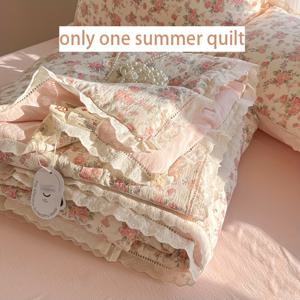 TEMU 1개 소프트 여름 얇은 퀼트, 스위트 공주 스타일 여름 시원 담요 - 가볍고 통기성 좋음, 세탁기 사용 가능, 여름에 완벽, 모든 계절에 적합한 얇은 퀼트, 침실, 게스트 룸 및 소파에 이상적