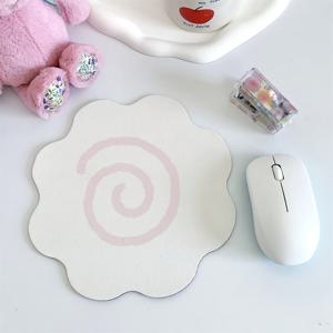 TEMU 심플하고 귀여운 소프트 마우스패드, 생선 케이크 패턴 마우스패드, 학생용 책상 장식 매트, 개학 준비에 적합