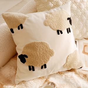 TEMU 힐링되고 사랑스러운 어린 양 자수 베개 커버 1개, 부드럽고 귀여운 패브릭 침대 옆 쿠션, 집 장식