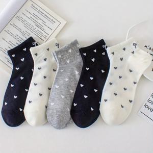 TEMU 여성용 하트 모양 리본 로우컷 통기성 양말 5켤레 세트. 봄, 가을, 여름에 적합하며, 데일리룩으로 활용하기 좋습니다. 귀엽고 스타일리시하며, 착용하기 쉬우며 편안합니다. 부드럽고 통기성이 좋으며, 일상적인 사용에 적합합니다.