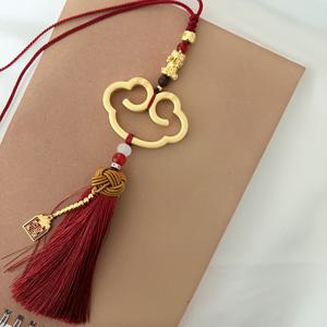 TEMU 1개 행운의 펜던트 - 전통 중국식 빨간 술 장식, 차량 내부 장식, 홈/오피스 장식, 크리스마스/추수감사절 선물 - 번영과 보호의 상징 - 아시아 문화 애호가를 위한 이상적인 선택, 축제 장식, 정교한 디테일, 세밀한 장인 정신, 장식용 오너먼트, 휴일 쇼핑객을 위한 선물, 홈 ,문화적 장식,내구성 있는 장식,축제 쇼핑객