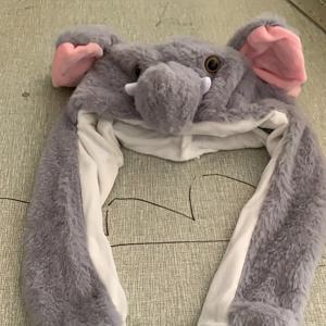 TEMU 카툰 개구리 귀 모자 (스퀴즈 액티브 에어백 포함), 소 플러시 헤드피스, 판다 모양 플러시 모자 (전체는 범용 따뜻한 모자로 디자인됨) - 단품