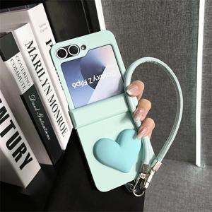 TEMU 귀여운 3D 러브 하트 그린 폰 케이스 (PU 가죽 스트랩 포함) - 삼성 갤럭시 Z Flip6 ZFlip 5 Zflip6 Zflip5 Flip7 여성용 패션 코디 폰 케이스