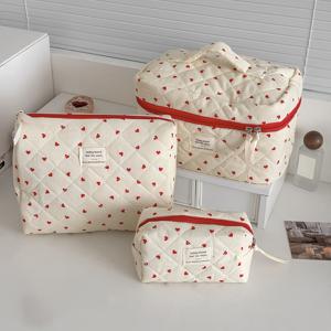 TEMU 여아용 부드러운 자수 하트 모양 화장품 가방, 대용량, 휴대용 여행용 세면도구 가방 (화장품 보관용)