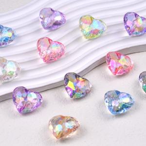 TEMU 30mm 투명 컬러 다면체 하트 비즈 12개, 큰 구멍의 대형 아크릴 루스 비즈, 팔찌, 목걸이, 휴대폰 체인, 카메라 체인 제작에 적합하며 여성용 비즈 펜 및 커플 주얼리 장식 추가로 사용 가능