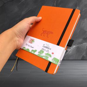 TEMU 1개 호랑이 불릿 도트 저널, 160Gsm 두께의 종이와 도트 그리드 레이아웃, 160개의 숫자 페이지, 5*5mm 도트 그리드 디자인, 추가 내부 포켓, 탄성 밴드, 그리고 깊은 오렌지색 A5 사이즈 PU 가죽 커버가 특징입니다.