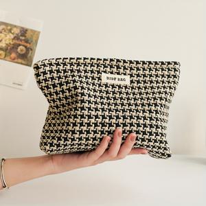 TEMU 대용량 메이크업 가방, 휴대용 하운드투스 인스타 스타일 립스틱 및 화장품 정리 파우치