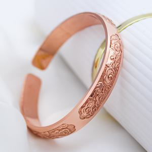 TEMU 남녀 모두에게 적합한 보라색 구리 팔찌, 및 파티 선물로 적합, 완벽한 의상 액세서리, 엄마와 아빠를 위한 크리스마스, 생일 또는 새해 선물로 이상적