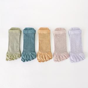 TEMU 여성용 5팩 양말, 오토 양말, 여성용 발목 양말, 여름용 중목 양말, 얇은 메쉬 오토 양말, 발가락 분리형 여성용 보트 양말, 엄지 봄 스포츠 양말, 여성용 발가락 양말