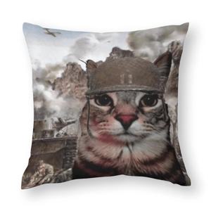TEMU 1개 워 캣 천만 코드 시선 멘트 쿠션 커버 - 단면 인쇄 폴리에스터, 고양이 헬멧과 탱크가 특징인 빈티지 밀리터리 디자인, 침실 및 거실 장식에 적합 (베개 속통 미포함), 장식용 베개