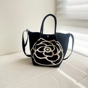 TEMU 로즈 디자인의 넉넉한 용량의 주름 니트 토트백. 외출, 모임, 일상적인 사용에 적합합니다.