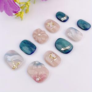 TEMU 10개 수제 짧은 녹색 매니큐어 우아한 입체 꽃과 황금 선 반짝이는 광택 표면 마법 터키석 고양이 눈매 매니큐어, 젤리 스티커 3개와 네일 파일 포함