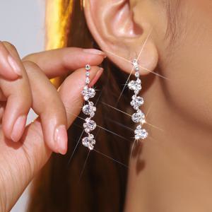 TEMU 신부를 위한 정교한 물결 모양의 라인스톤 태슬 귀걸이 한 쌍, 패션 트렌드에 완벽