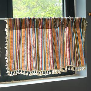 TEMU 인디언 스타일 로드 포켓 태슬 커튼, 빈티지 스타일의 짧은 커튼 세트 (침실, 베이 윈도우, 작은 창문용). 이 원단 커튼은 주방 캐비닛에 적합하며 모로칸 기하학 스타일의 반 커튼 디자인을 특징으로 합니다.