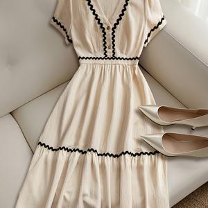 TEMU 프렌치 스타일 V넥 허리 집은 드레스, 대비되는 레이스 장식, 우아한 롱 가운