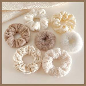 TEMU 7pcs 가을 겨울용 플러시 대형 리본 헤어 타이, 새로운 트렌디한 심플 퍼지 머리띠 액세서리 세트