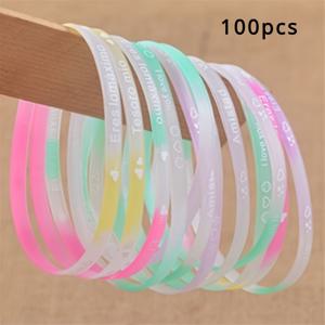 TEMU 남녀를 위한 선물 100개 야광 팔찌, 빛나는 영어 알파벳 팔찌, 파티 장식, 친구 선물