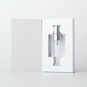 TEMU 5ml의 섬세한 투명 유리 스프레이 병 25개 세트, 알루미늄 노즐 및 섬세한 포장 상자 포함. 빈 병은 다시 채울 수 있습니다