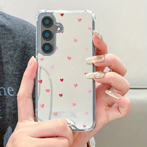 TEMU 이 핸드폰 케이스는 삼성 갤럭시 S25 울트라용으로 설계된 세련되고 고급진 핑크 하트 패턴 미러 핸드폰 케이스입니다. 충격 방지 기능을 제공하며 S25, S24, S23, S22, S21 플러스, 울트라 FE 및 A 시리즈와 호환됩니다. 가족, 파트너, 친구에게 선물로 적합한 휴일 선물 옵션입니다.