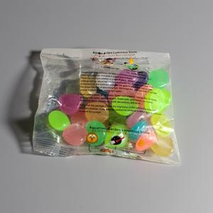 TEMU 32개입 오버사이즈 야광 조약돌 - 수족관, 웨딩 장소, 정원에 어울리는 꿈 같은 장식 | 실내 별빛 분위기 연출 및 야외용 로맨틱 야간 조명 스톤, 사계절 사용 가능