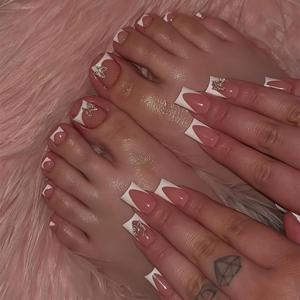 TEMU 2팩 (48개입) 프레스온 네일 아머 세트: 3D 금색 나비 장식이 돋보이는 세련된 화이트 네일 아머 (손과 발용) - 여성들을 위한 패셔너블하고 사랑스러운 선물