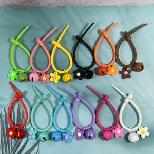 TEMU 인스타 스타일의 키체인 추가, 전자 제품, 보석 및 추가품을 위한 다기능 정리함, 보석 제작용 와이어가 있는 고품질 실리콘 별 모양 실리콘 스트랩 (벨 포함)