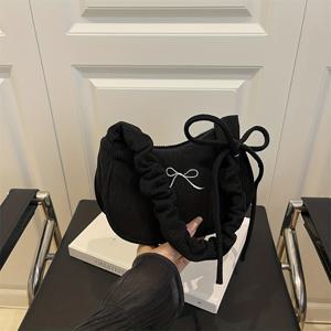 TEMU A Corduroy 여성용 엘레강스 숄더백. 리본 자수 액세서리 - 조절식 스트랩 - 지퍼 잠금 - 폴리에스터 안감 - 숄더백 또는 핸드백으로 착용 가능 - 여성용 귀엽고 컴팩트한 겨드랑이 가방