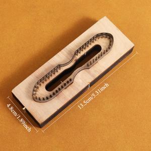 TEMU 스트랩 헤드 칼 몰드는 도마가 함께 제공되어 가죽 절단 및 템플릿 스탬핑에 편리한 도구가 됩니다.