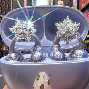 TEMU 풀 샤이닝 은색 이어폰 장식 액세서리 (이어폰 아님) - 1개, 은색 물보라 축제 선물, 여신 선물