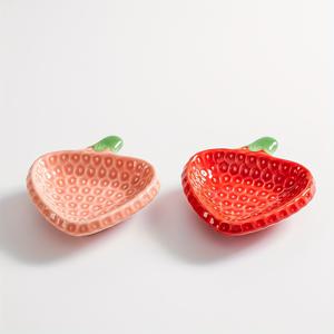 TEMU 햄스터용 딸기색 식기 (아래 글자색 끝)