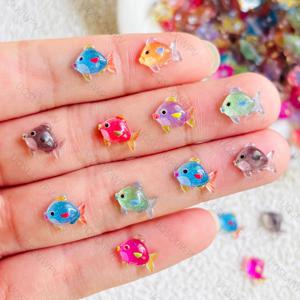 TEMU 58개 귀여운 스파클링 아이스 투명 스파클링 파우더 멀티 컬러 물고기 레진 주얼리 스크랩북 장식 추가