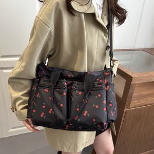 TEMU 어머니의 날, 여성용 숄더백 (다중 포켓), 통근에 적합한 다용도 토트백, 인스 스타일 체리 프린트 및 대용량 특징. 독특한 디자인.