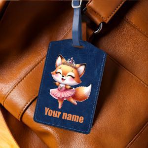 TEMU 1개 맞춤형 이름 각인 귀여운 여우 발레 테마 PU 여행 가방 고리, 발레 치마를 입은 만화 여우 프린트, 조절 가능한 스트랩 및 개인 정보 보호 카드 슬롯 포함. 여행 가방, 기내용 캐리어, 핸드백, 여행용 식별표에 적합. 발렌타인데이, 크리스마스, 어머니의 날, 생일, 기념일을 위한 창의적인 선물로 이상적. 실용적이고 개인화된 여행용 식별 태그