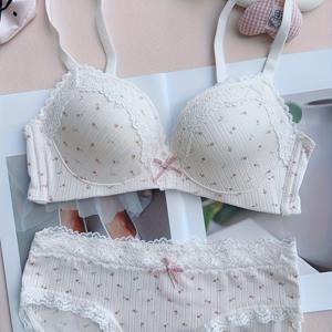 TEMU 세련된 레이스 브라 세트, 일본 스타일 포켓 디자인, 봄/여름에 완벽, 무선, 가볍고 통기성 좋은 플로럴 디자인