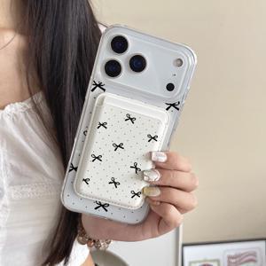 TEMU 휴대폰 케이스 - 이 제품은 창의적인 충격 방지 블랙 리본 패턴의 마그네틱 휴대폰 케이스와 스타일리시한 인조 가죽 마그네틱 카드 클립이 포함된 투피스 럭셔리 패션 세트입니다. 아이폰 17PROMAX, Air, 17Pro, 17, 16PROMAX 등에 적합합니다.