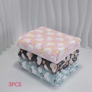 TEMU 고품질 하트 패턴 플란넬 반려동물 담요 3종 세트, 털복숭이 반려동물을 따뜻하고 아늑하게 유지해줍니다. 소형견, 중형견, 대형견에게 적합하며, 할로윈, 추수감사절, 크리스마스에 반려동물 애호가를 위한 완벽한 선물이 됩니다