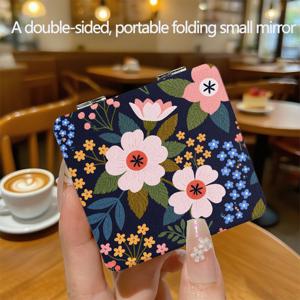 TEMU 양면 휴대용 접이식 거울 - 다크 플로럴 패턴 커버, 화이트/옐로우 & 그린 리프, 매니큐어 네일 디자인, 아늑한 카페 라떼 하트 폼 아트 배경 - 여행 및 일상 사용에 이상적인 메이크업 거울