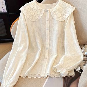 TEMU ZJ1017086 여성용 우아한 화려한 흰색 레이스 소매 셔츠, 연잎 칼라 및 비대칭 밑단 포함 - 긴소매 순백색 싱글 버튼 디자인, H자형 실루엣, 봄, 여름, 가을 캐주얼 및 정장용으로 적합 - 활용도 높은